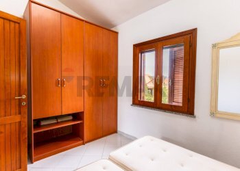 Camera / camera da letto - Trilocale Località Cala Dei Rosmarini
 
snc, Stintino - foto 15