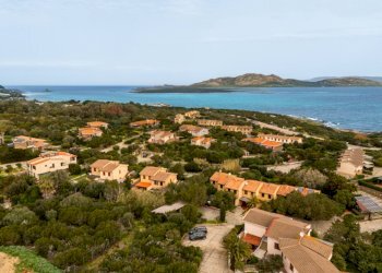 Vista dell\'acqua - Trilocale Località Cala Dei Rosmarini
 
snc, Stintino - foto 23