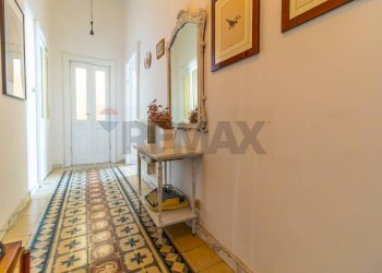 Hall / corridoio - Appartamento Sassari - foto 7