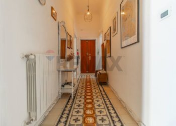 Hall / corridoio - Appartamento Sassari - foto 9