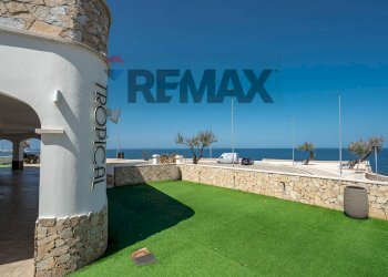 Terrazza - Locale Commerciale Lungomare Balai
70, Porto Torres - foto 33