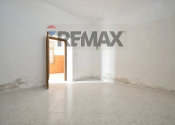 Camera - Casa semi indipendente Via Repubblica
 
8, Serdiana - foto 25