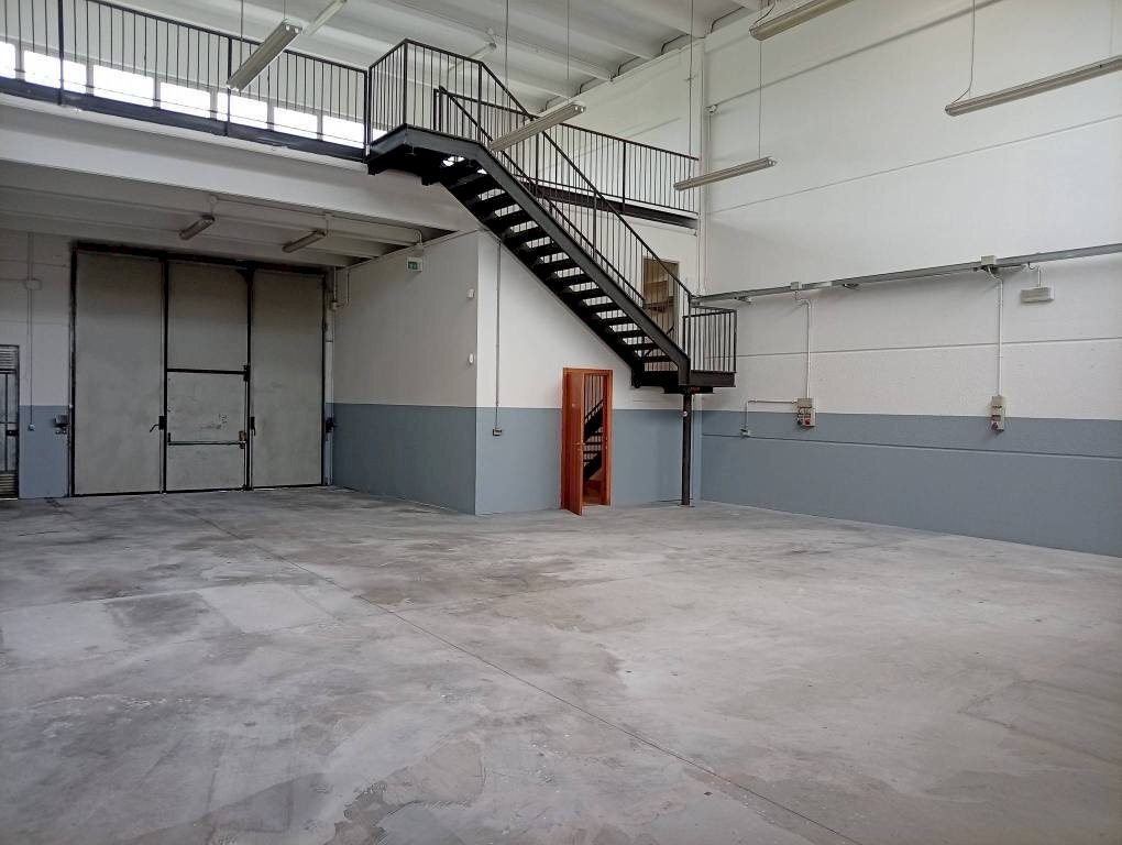 Interno non residenziale - Capannone strada Statale Romana Sud, Carpi - foto 3