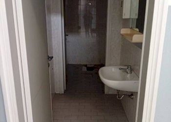 Bagno - Capannone strada Statale Romana Sud, Carpi - foto 5