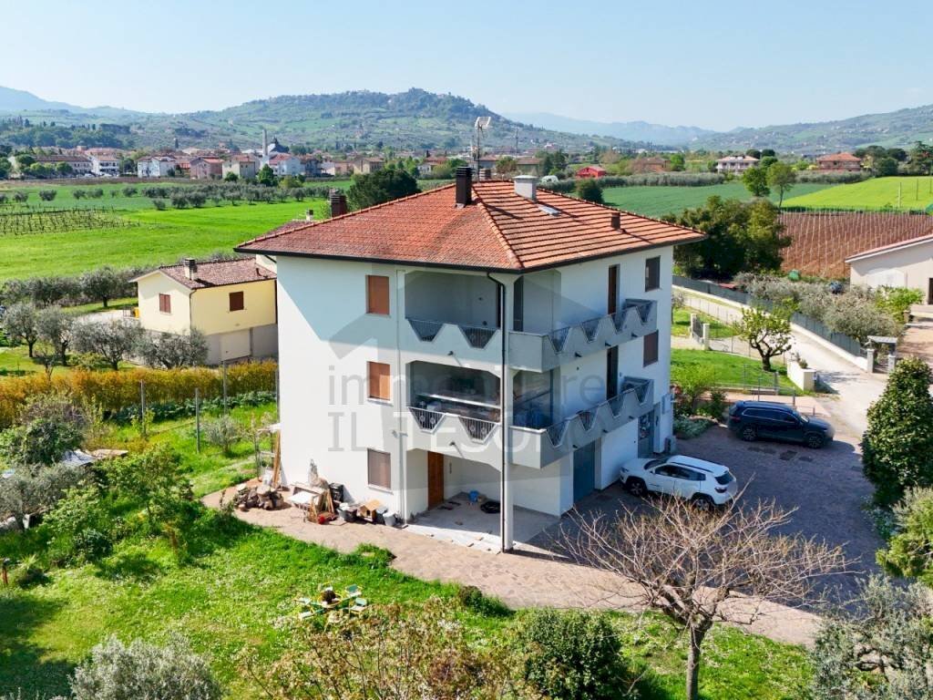 Facciata - Appartamento via dei Vigneti, 338, Verucchio - foto 1