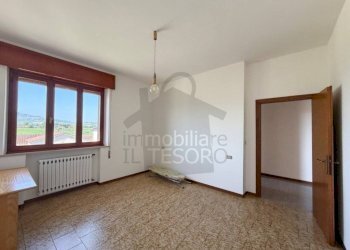 Camera da letto - Apartment via dei Vigneti, 338, Verucchio - photo 21