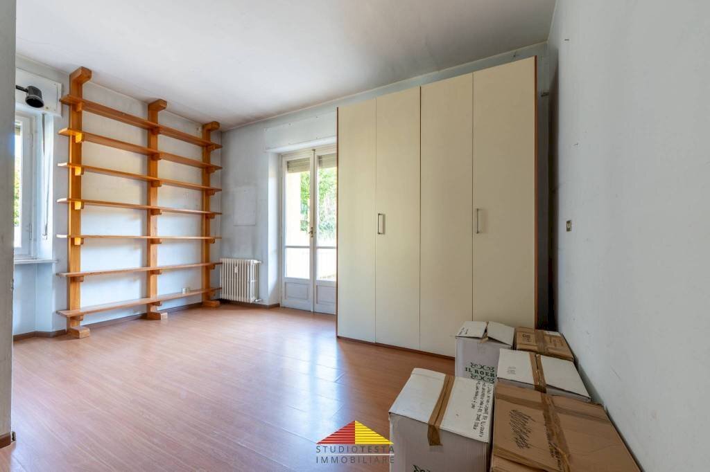 Camera da letto - Quadrilocale via Giovanni Battista Bodoni, 56/C, Saluzzo - foto 3