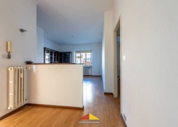 Ingresso - Quadrilocale via Giovanni Battista Bodoni, 56/C, Saluzzo - foto 2