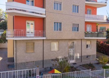 Facciata - Quadrilocale via Giovanni Battista Bodoni, 56/C, Saluzzo - foto 13