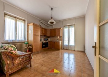 Cucina - Trilocale via Mario Mortara, 4, Saluzzo - foto 3