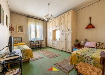 Camera da letto - Trilocale via Mario Mortara, 4, Saluzzo - foto 10