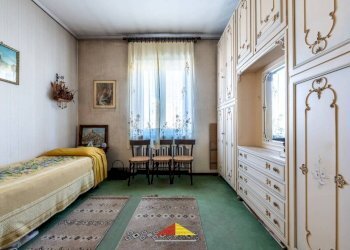 Camera da letto - Trilocale via Mario Mortara, 4, Saluzzo - foto 19