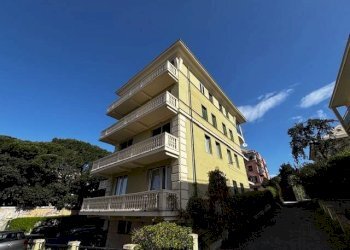 Facciata - Appartamento via della Sirena, 7, Genova (zona Albaro) - foto 2