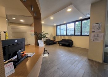 Ricezione / Lobby - Ufficio Via Figino
 
22, Pero - foto 22