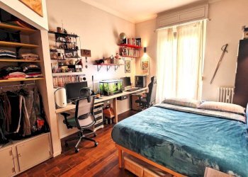 Camera da letto - Quadrilocale via Cristoforo Colombo, 19, Torino (zona Crocetta) - foto 8