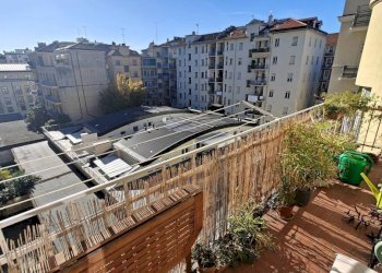 Balcone - Quadrilocale via Cristoforo Colombo, 19, Torino (zona Crocetta) - foto 17