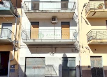 Foto 10 - Casa indipendente Via Vincenzo Gemito
 
25, Catania - foto 9