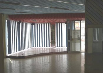 Interno non residenziale - Shop via Gian Pietro Puricelli, 3, Gallarate - photo 7