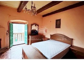 Camera da letto - Casa indipendente piazza San Donnino, 2, Valle Cannobina - foto 8