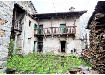 Facciata - Casa indipendente piazza San Donnino, 2, Valle Cannobina - foto 15