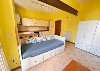 Camera da letto - One-room apartment via Emilia Est, 50, Parma (neighborhood San Lazzaro) - photo 1
