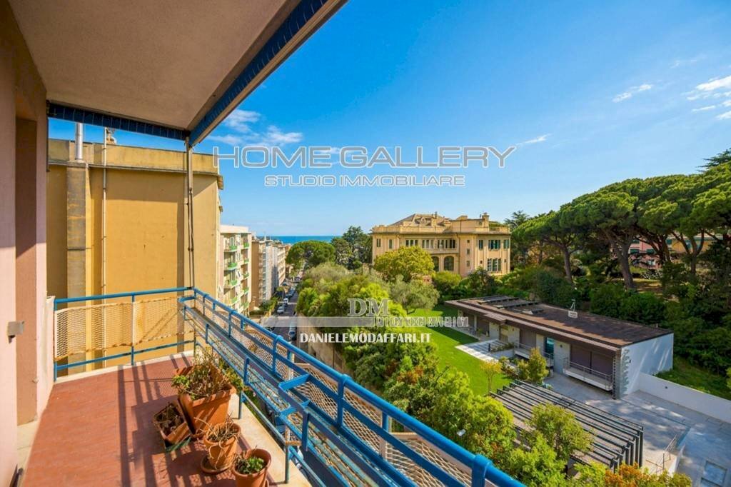 Balcone - Quadrilocale via Luigi Arnaldo Vassallo, Genova (zona Albaro) - foto 1