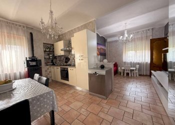 Cucina - Casa indipendente via Giovanni Prati, 10, Villastellone - foto 4