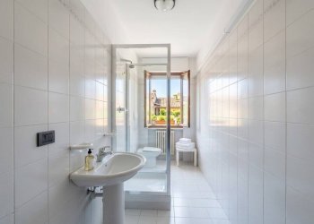 Bagno - Appartamento Località San Cassiano, Alba - foto 5