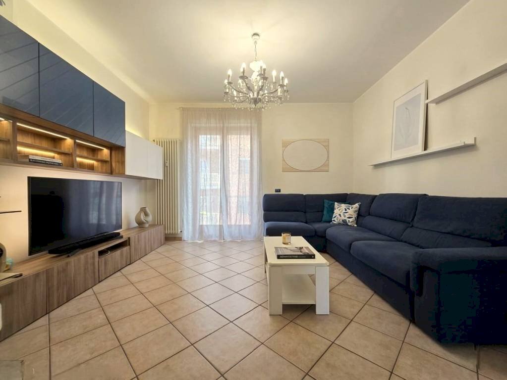 Salone - Quadrilocale Alba - foto 2