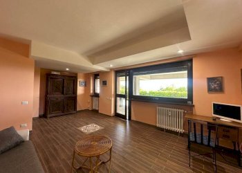Salone - Apartment via delle Acacie, Moncalieri - photo 28