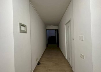 Corridoio - Apartment via delle Acacie, Moncalieri - photo 46