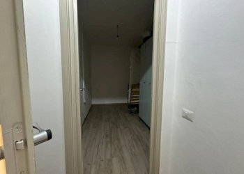 Corridoio - Apartment via delle Acacie, Moncalieri - photo 47