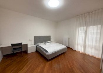 Camera da letto - Four-room apartment via Elia Rainusso, Modena - photo 11