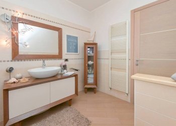 Bagno - Appartamento viale Enrico Berlinguer, 10, Moncalieri - foto 17