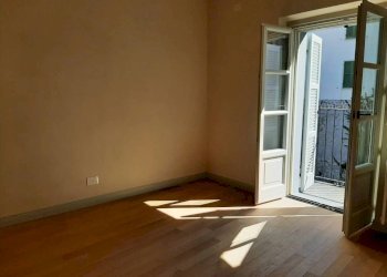 Camera da letto - Quadrilocale piazza della Bollente, Acqui Terme - foto 8