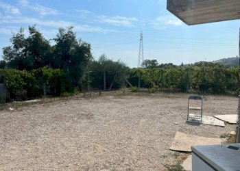 Foto 1 - Capannone VIA RIPOLI, Corropoli - foto 1