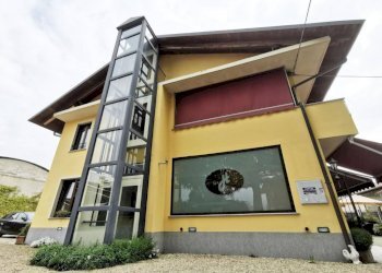 Facciata - Hotel via Aldo Devietti Goggia, 80, San Maurizio Canavese - foto 30