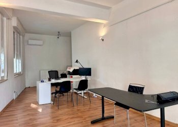 Ufficio - Commercial Activity strada Langhirano, SN, Parma (neighborhood Montanara) - photo 1