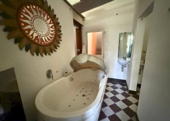 Foto 20 - Negozio Via XX  Settembre
 
13, San Nicola la Strada - foto 20