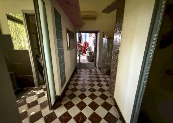 Foto 22 - Negozio Via XX  Settembre
 
13, San Nicola la Strada - foto 22