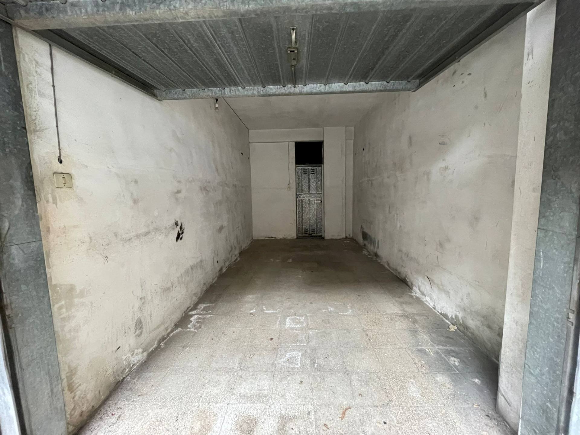 Foto 2 - Box Via Benevento, Caserta - photo 2