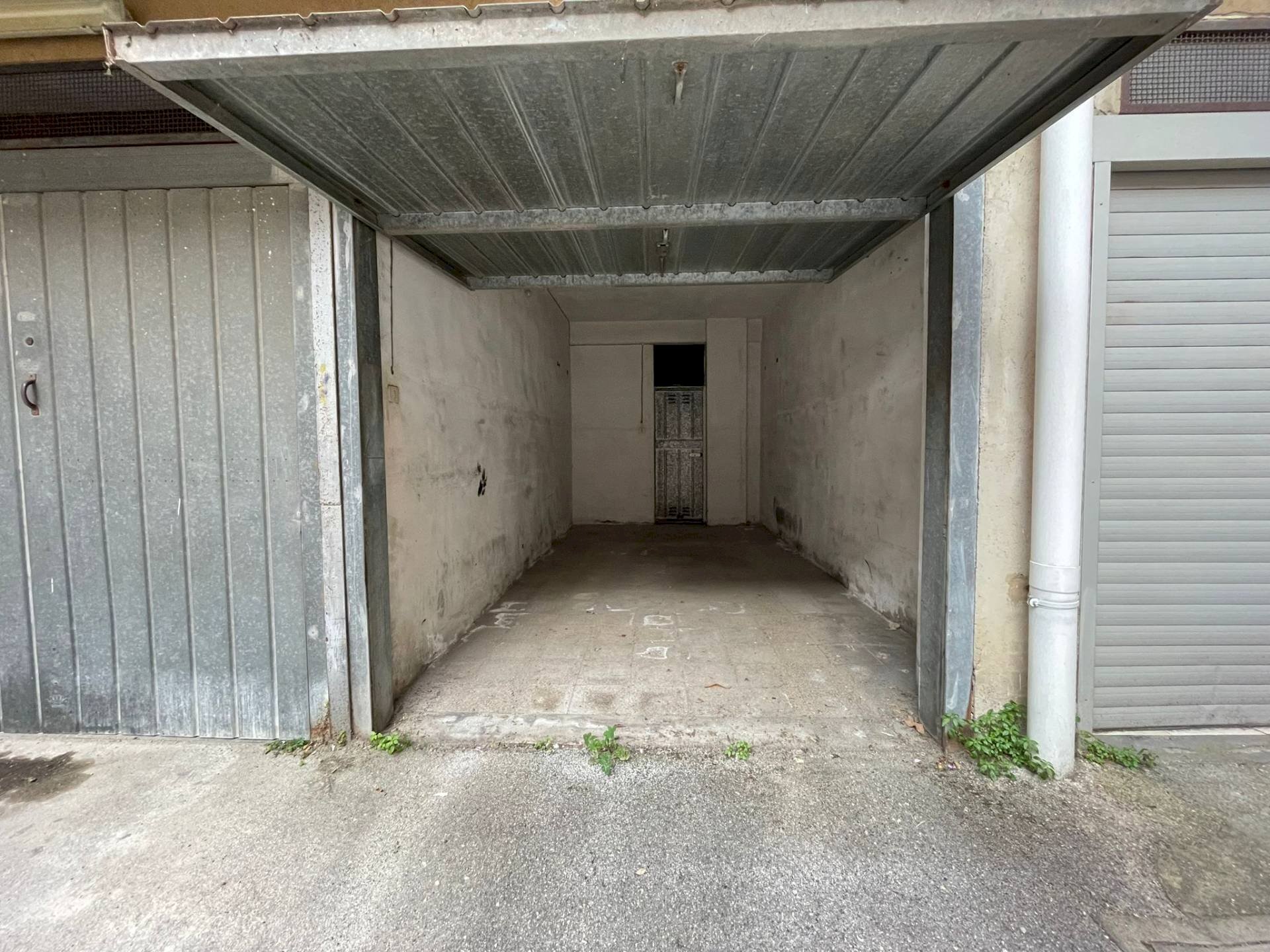 Foto 3 - Box Via Benevento, Caserta - photo 3