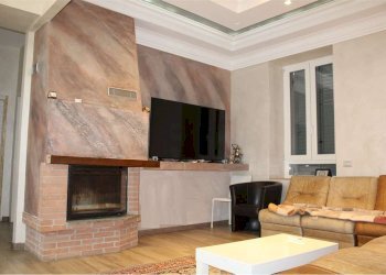 soggiorno - Three-room apartment Cavour
 
25, Cesano Maderno - photo 5