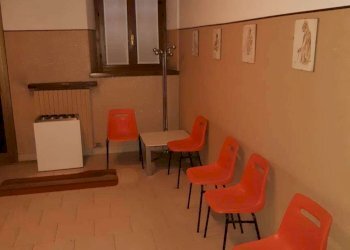 Foto 9 - Commercial Premises Como
 
2, Cesano Maderno - photo 9