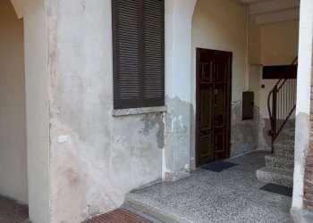 Foto 14 - Commercial Premises Como
 
2, Cesano Maderno - photo 14