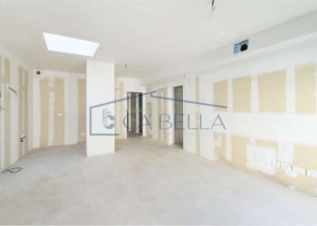 Foto 17 - Three-room apartment Andrea Strada
 
6, Cesano Maderno - photo 17