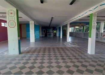 corridoio - Commercial Premises Statale dei Giovi
 
7, Fino Mornasco - photo 16