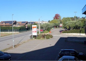 Foto 26 - Commercial Premises Statale dei Giovi
 
7, Fino Mornasco - photo 26