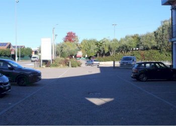 Foto 9 - Locale Commerciale Statale dei Giovi
 
7, Fino Mornasco - foto 9