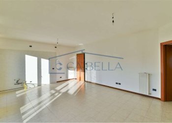 camera - Three-room apartment Giacomo Leopardi
 
4, Cesano Maderno - photo 3